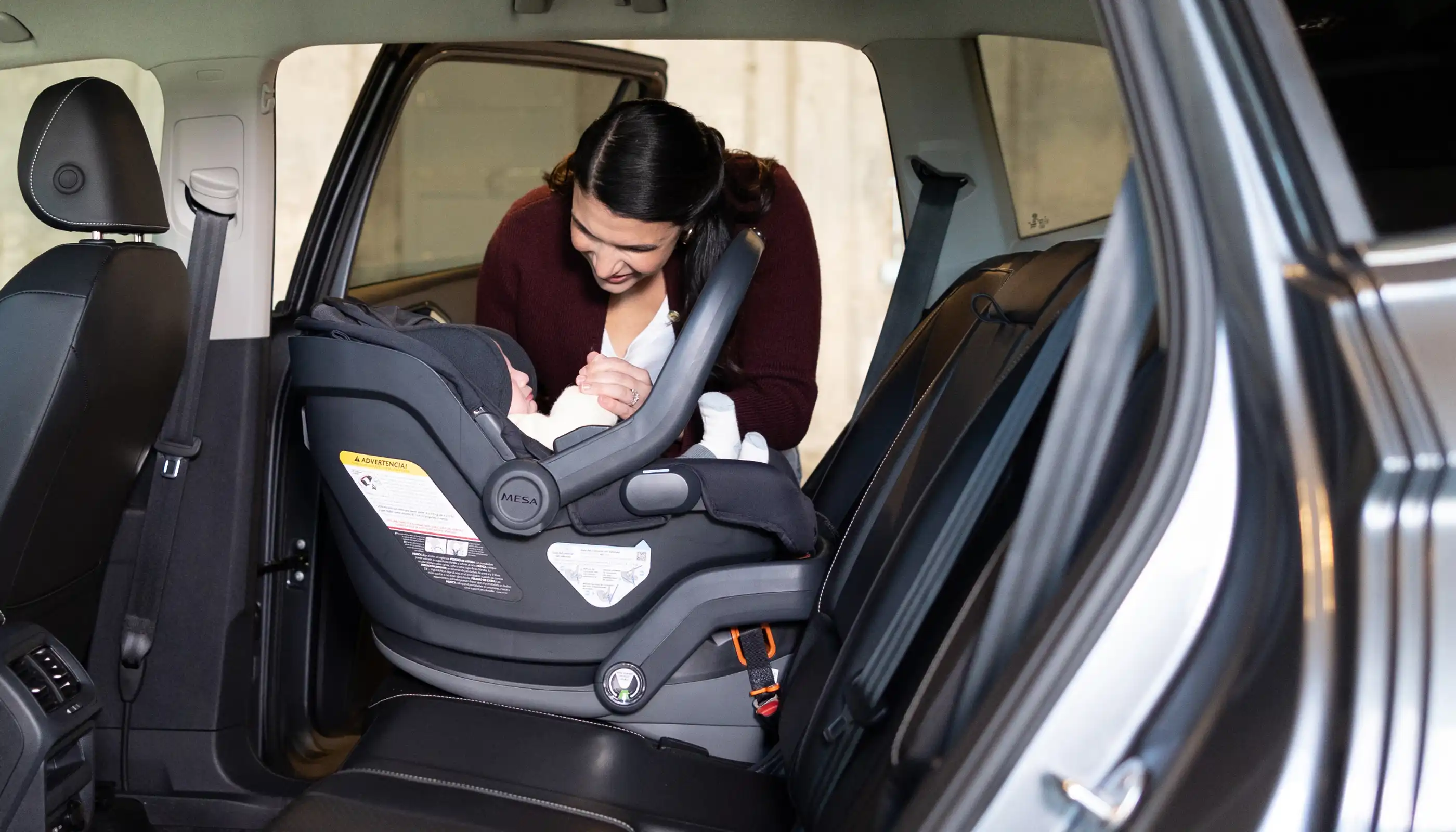 Mother with Mesa in car